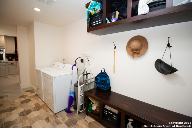 245 Calumet Pl Property Photo 14