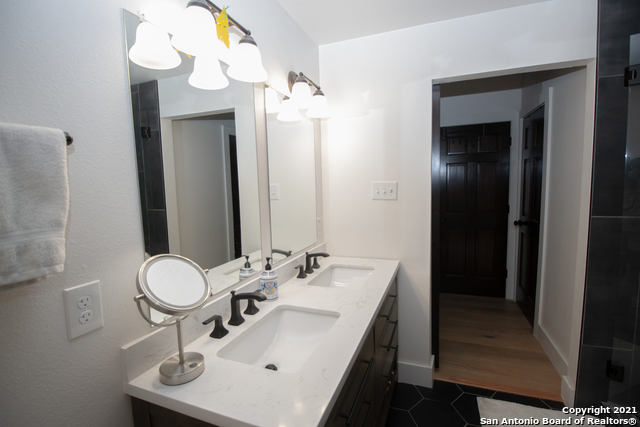 245 Calumet Pl Property Photo 20