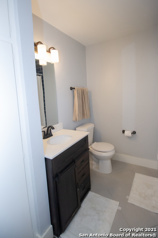 245 Calumet Pl Property Photo 25