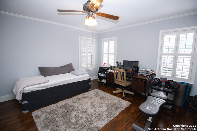 245 Calumet Pl Property Photo 29