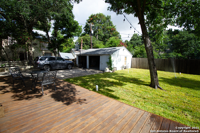 245 Calumet Pl Property Photo 37