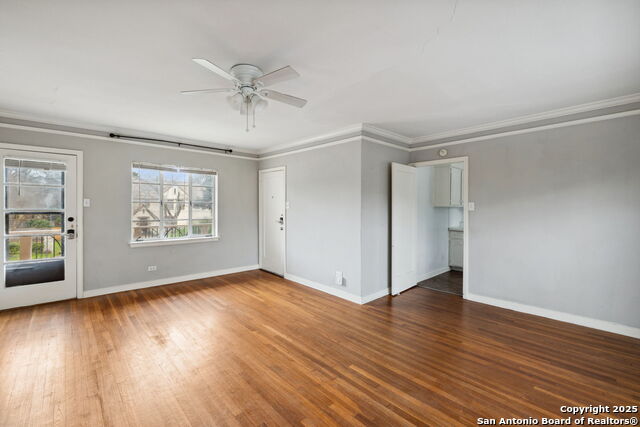 515 E Olmos Dr Property Photo 9