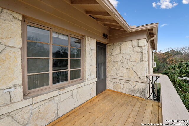 515 E Olmos Dr Property Photo 17