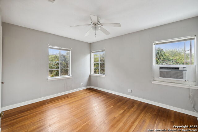 515 E Olmos Dr Property Photo 19