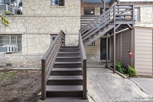 515 E Olmos Dr Property Photo 24