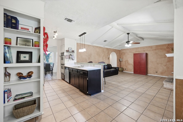 10707 Lands Run Property Photo 11