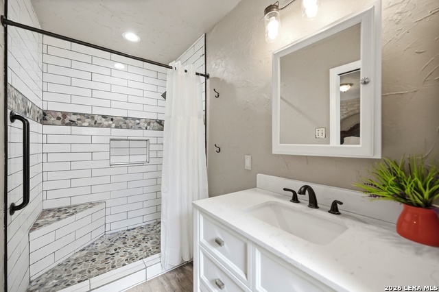 10707 Lands Run Property Photo 15