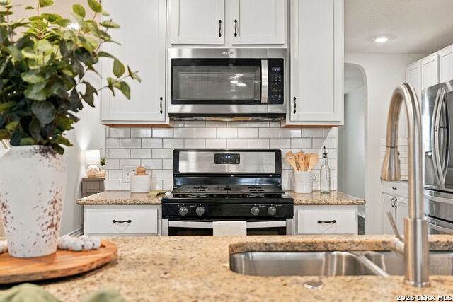 14807 Goldfinch Way Property Photo 9