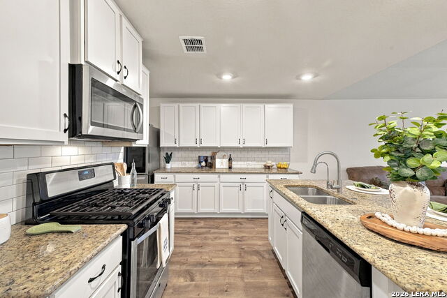 14807 Goldfinch Way Property Photo 10