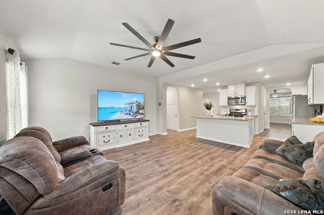 14807 Goldfinch Way Property Photo 16