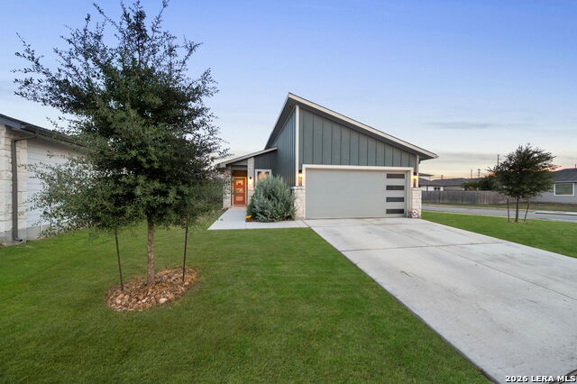 127 New Hampton Way Property Photo 1
