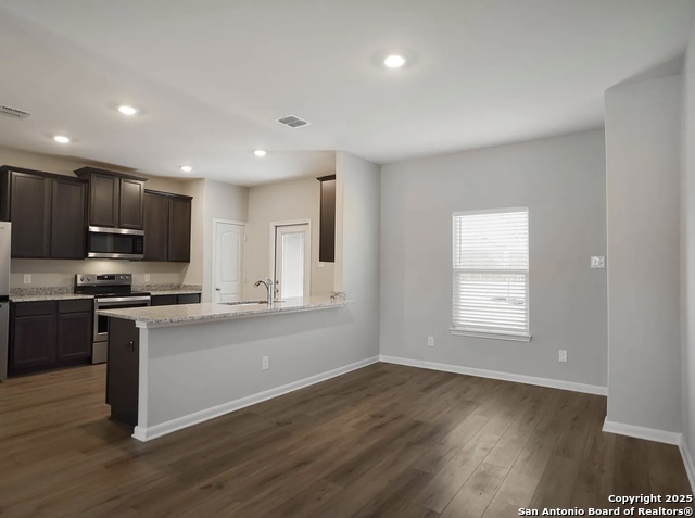 9331 Aniston Blf Property Photo 4