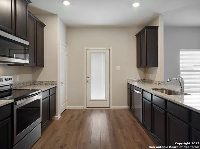 9331 Aniston Blf Property Photo 6