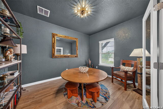 1237 Ella Crossing Property Photo 5