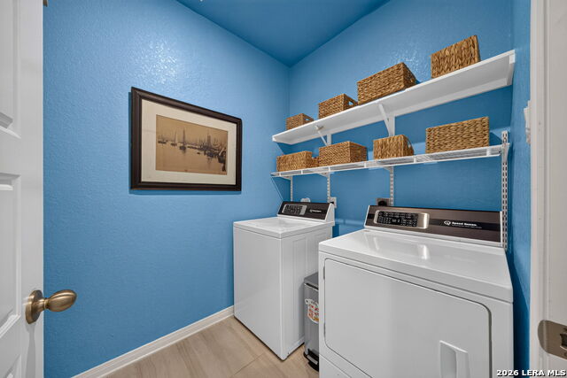 1237 Ella Crossing Property Photo 13