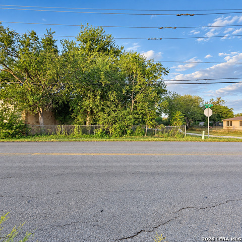 17109 Old Corpus Christi Rd Property Photo 10