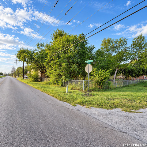 17109 Old Corpus Christi Rd Property Photo 11