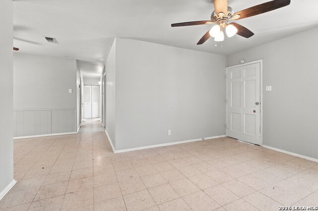 6291 Apple Valley Dr Property Photo 5
