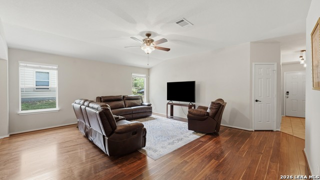 2442 Fayette Dr Property Photo 4
