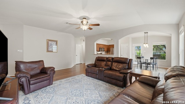 2442 Fayette Dr Property Photo 5