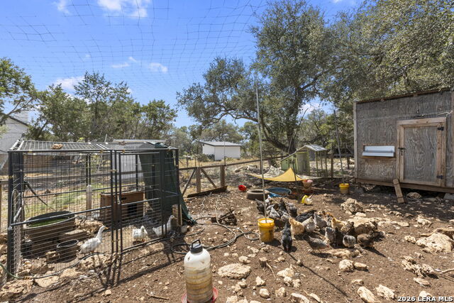 108 Highland Woods Property Photo 6