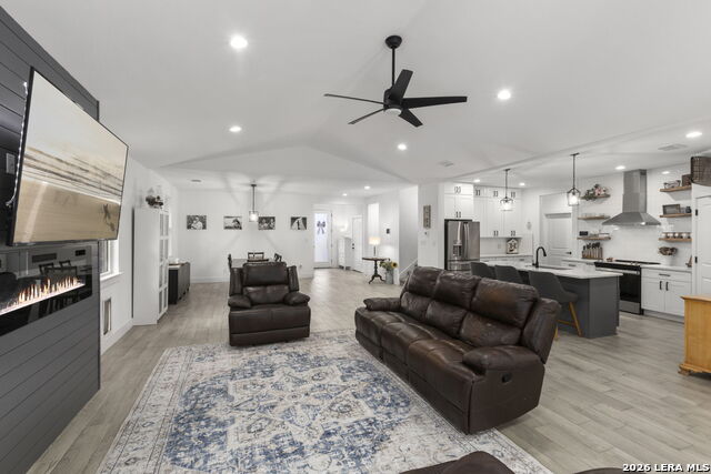 108 Highland Woods Property Photo 17