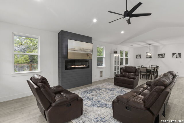 108 Highland Woods Property Photo 18
