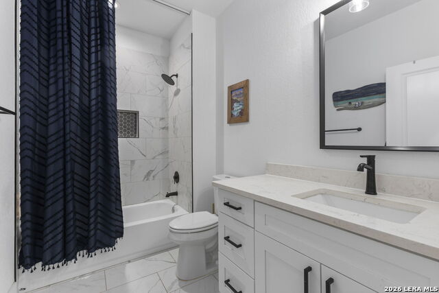 108 Highland Woods Property Photo 28