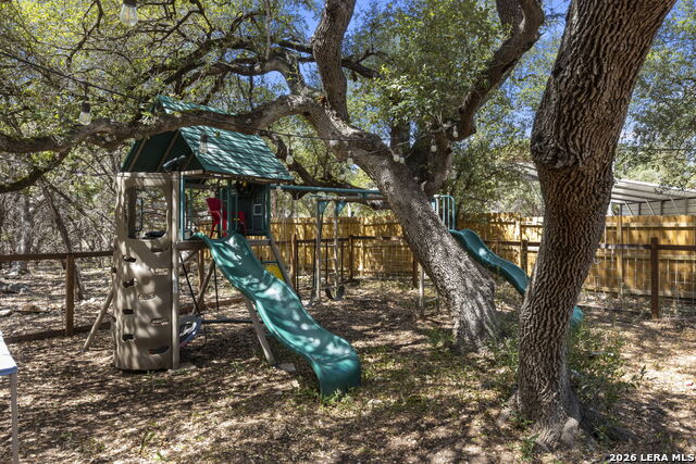 108 Highland Woods Property Photo 35