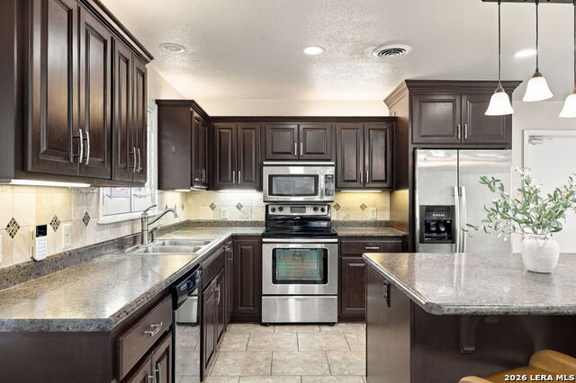 9818 Lantana Property Photo 15