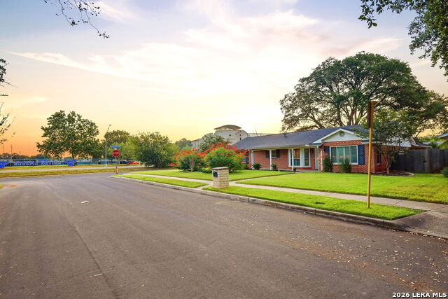 9818 Lantana Property Photo 42