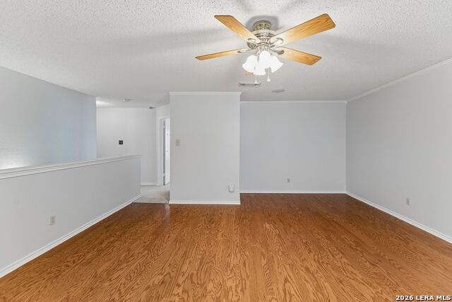 240 Samantha Dr Property Photo 15