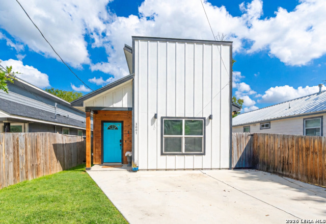 3007 Chihuahua St Property Photo 1