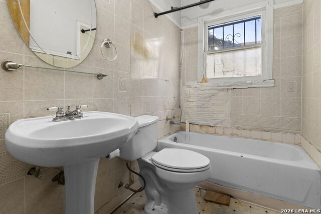 2330 Waverly Avenue Property Photo 15