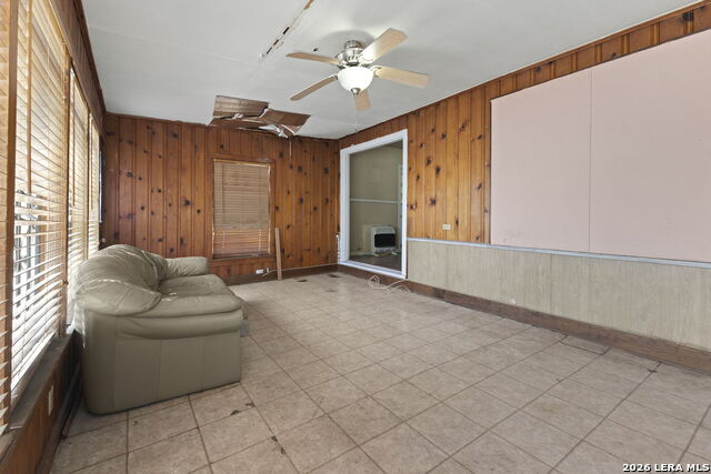 2330 Waverly Avenue Property Photo 18