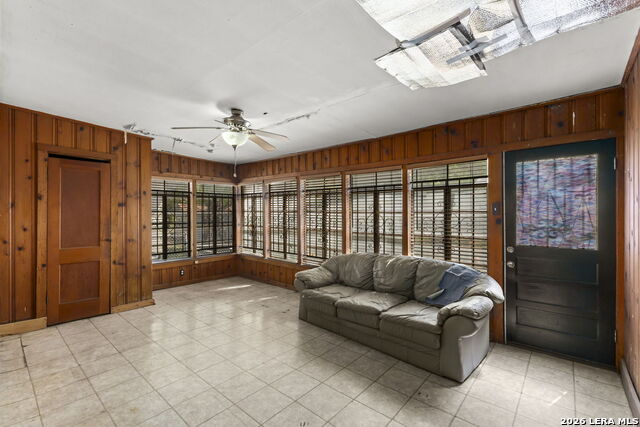 2330 Waverly Avenue Property Photo 19