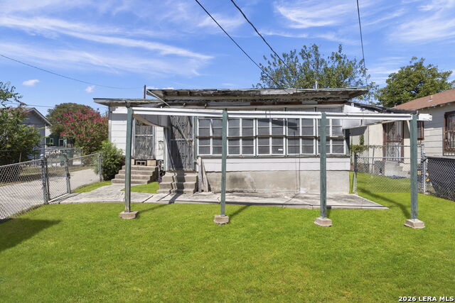 2330 Waverly Avenue Property Photo 22