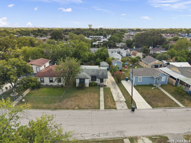 2330 Waverly Avenue Property Photo 28