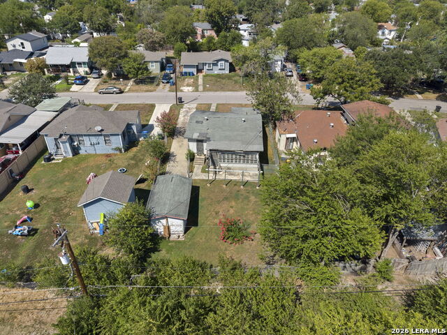 2330 Waverly Avenue Property Photo 29