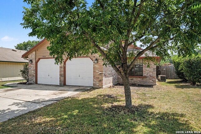 11416 Hatchet Pass Dr Property Photo 3