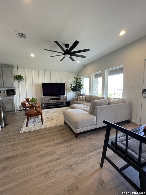 18618 Penryn Cir Property Photo 1