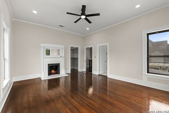 617 E Guenther St Property Photo 24