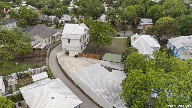 617 E Guenther St Property Photo 54