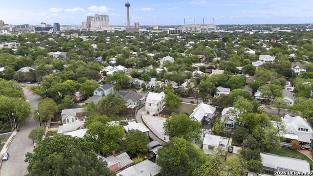 617 E Guenther St Property Photo 57
