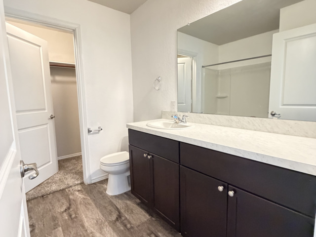 723 Pelican Lndg Property Photo 14