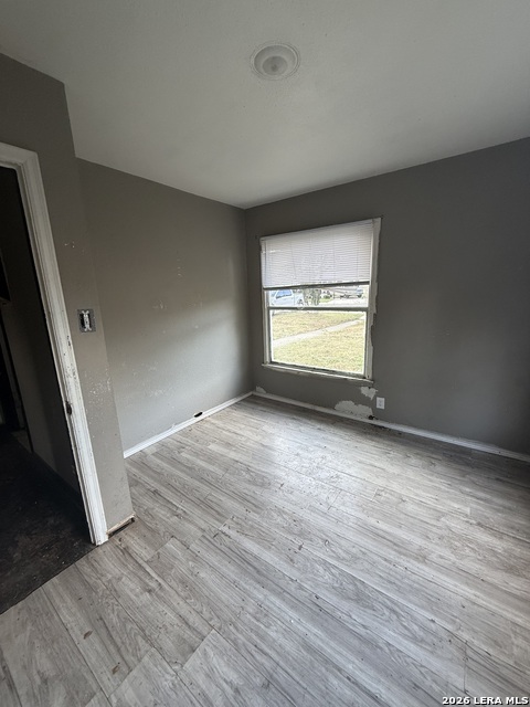 146 Tipperary Ave Property Photo 7
