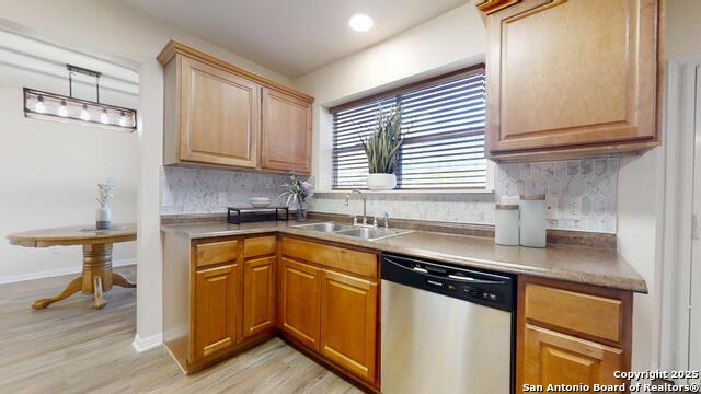 10718 Mustang Rdg. Property Photo 6