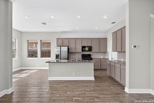 619 Wipper Property Photo 11