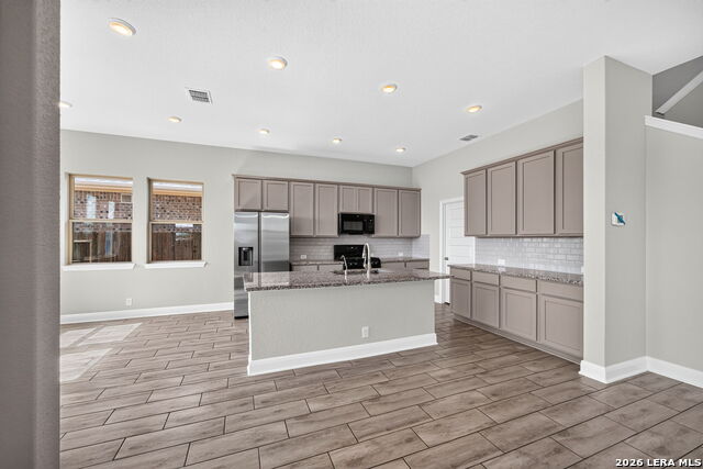 619 Wipper Property Photo 12