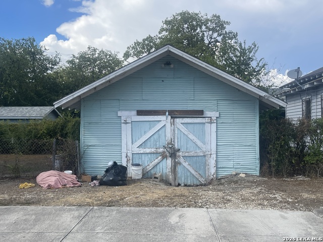1423 Piedmont Ave Property Photo 5